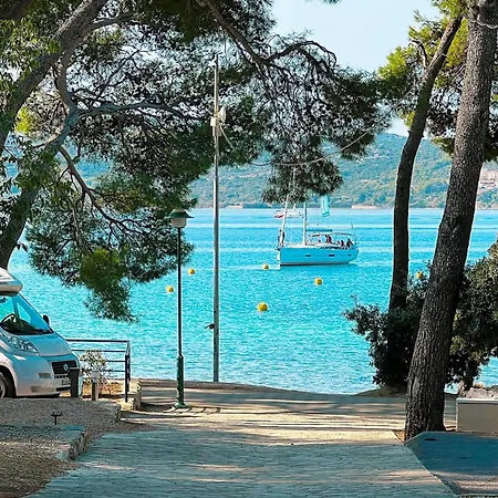 Mobil Katka Biograd Na Moru