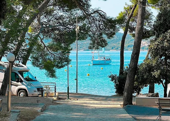 Mobil Katka Biograd Na Moru